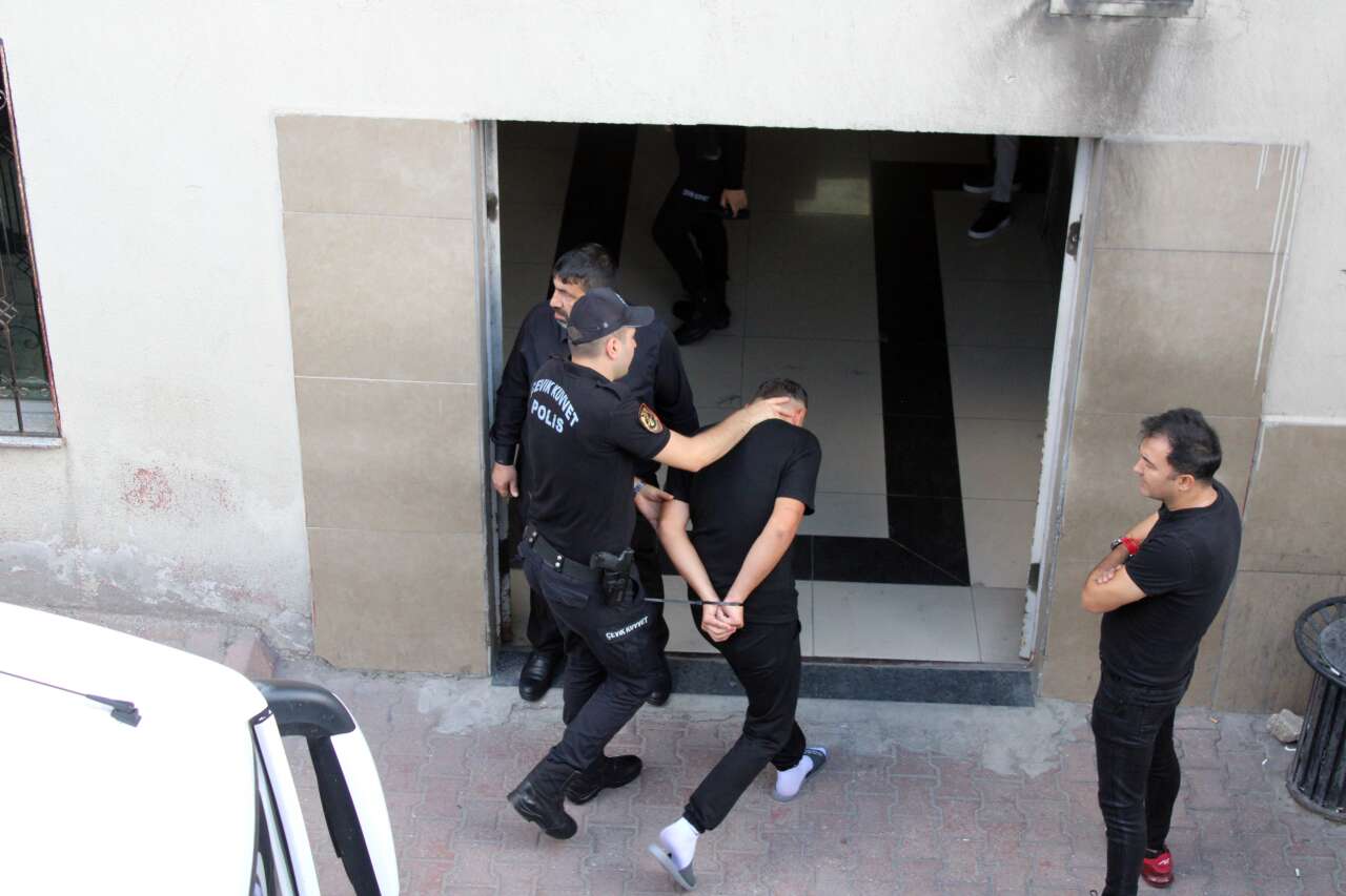 Konya dahil 5 ilde “Şirinler” operasyonu! 32 gözaltı 1